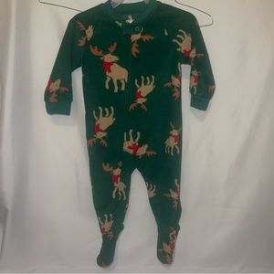 Carter’s Baby One Piece Pijama Size 12 Month color Green New without tag